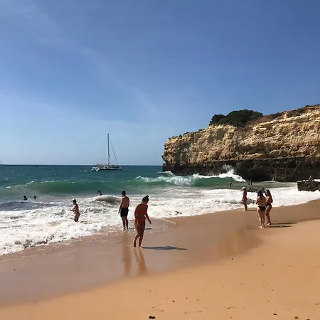 فيلة Casa Dos Lobos *