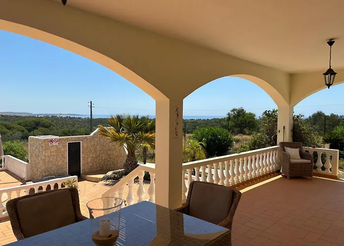 Casa Dos Lobos 别墅 *