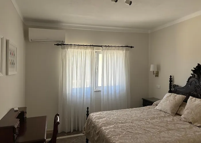 Casa Dos Lobos 别墅 *